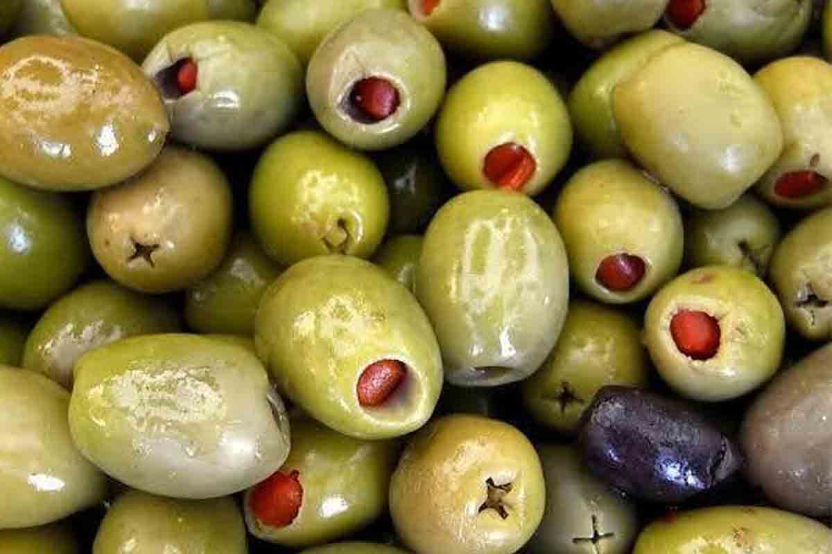 خریدارن زیتون در عراق